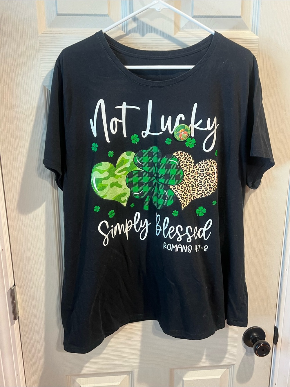 Gildan Black Tee with Green and Tan Graphic Hearts